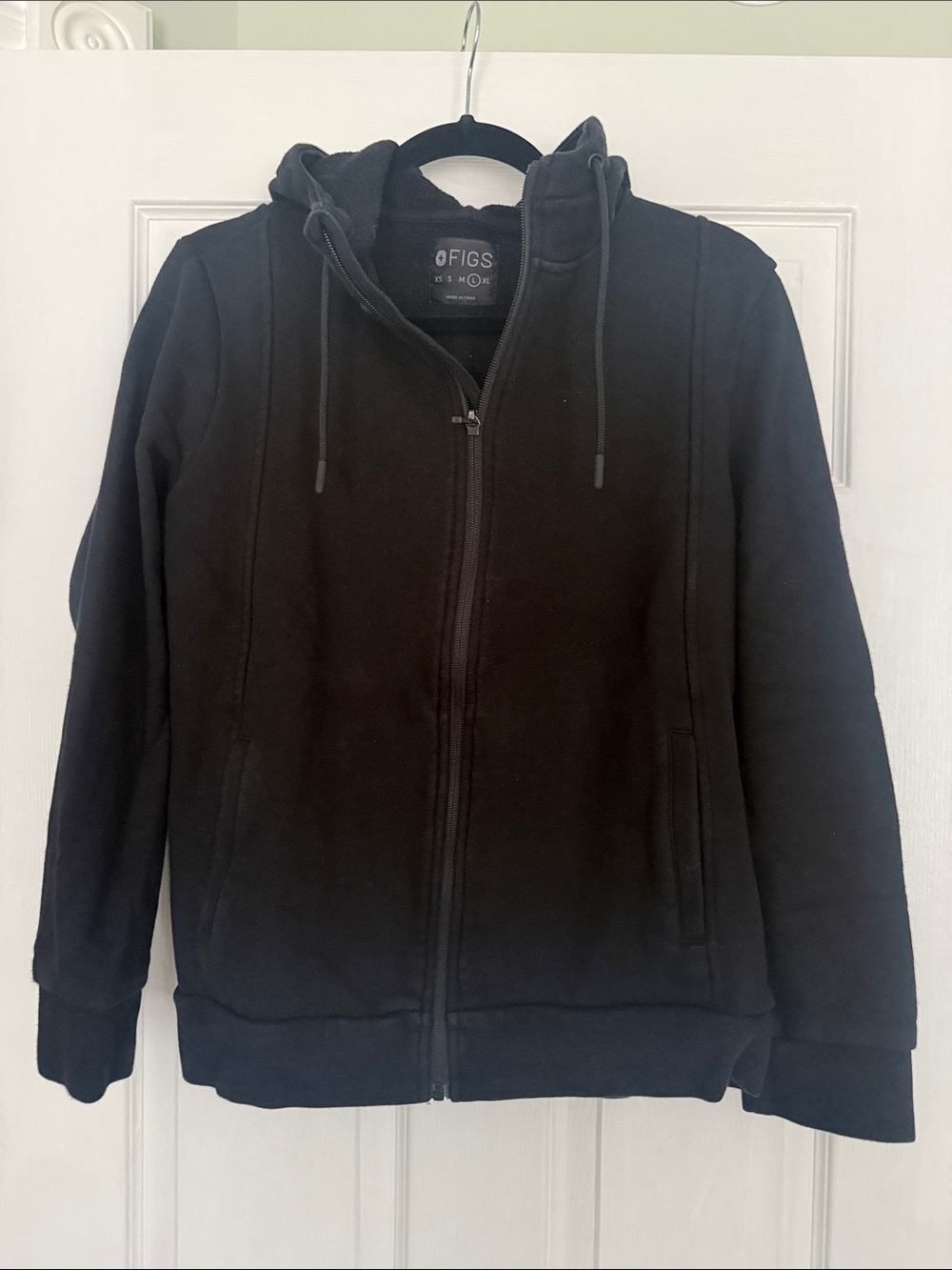 Figs Women’s Black Full-Zip Hoodie